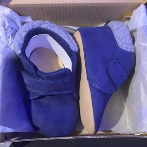 New Stride rite baby shoes size 4 months